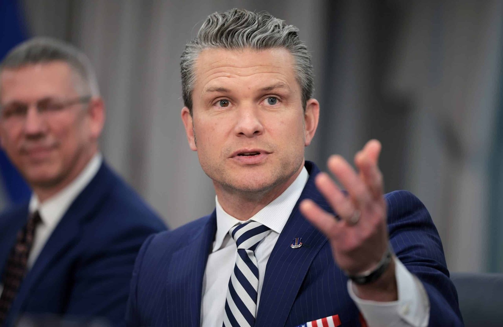 ट्रम्प एडमिन लाइव अपडेट: सांसदों ने अल सल्वाडोर की यात्रा के लिए निर्वासन की लड़ाई के लिए यात्रा की