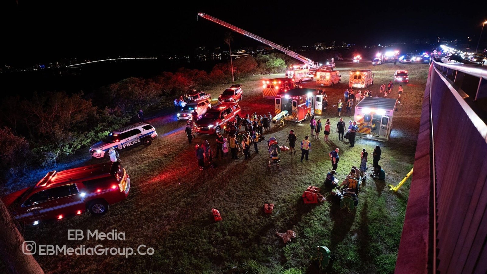 फ्लोरिडा में क्लियरवॉटर फेरी में नाव के दुर्घटनाग्रस्त होने के बाद बड़े पैमाने पर हताहत घटना में मृत