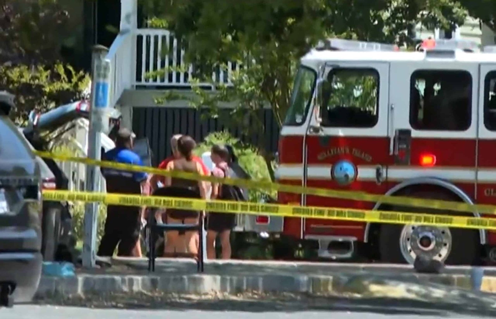 2 बच्चे, 1 वयस्क, सुलिवन द्वीप, दक्षिण कैरोलिना में चर्च के पूर्वस्कूली के बाहर कार द्वारा मारा गया