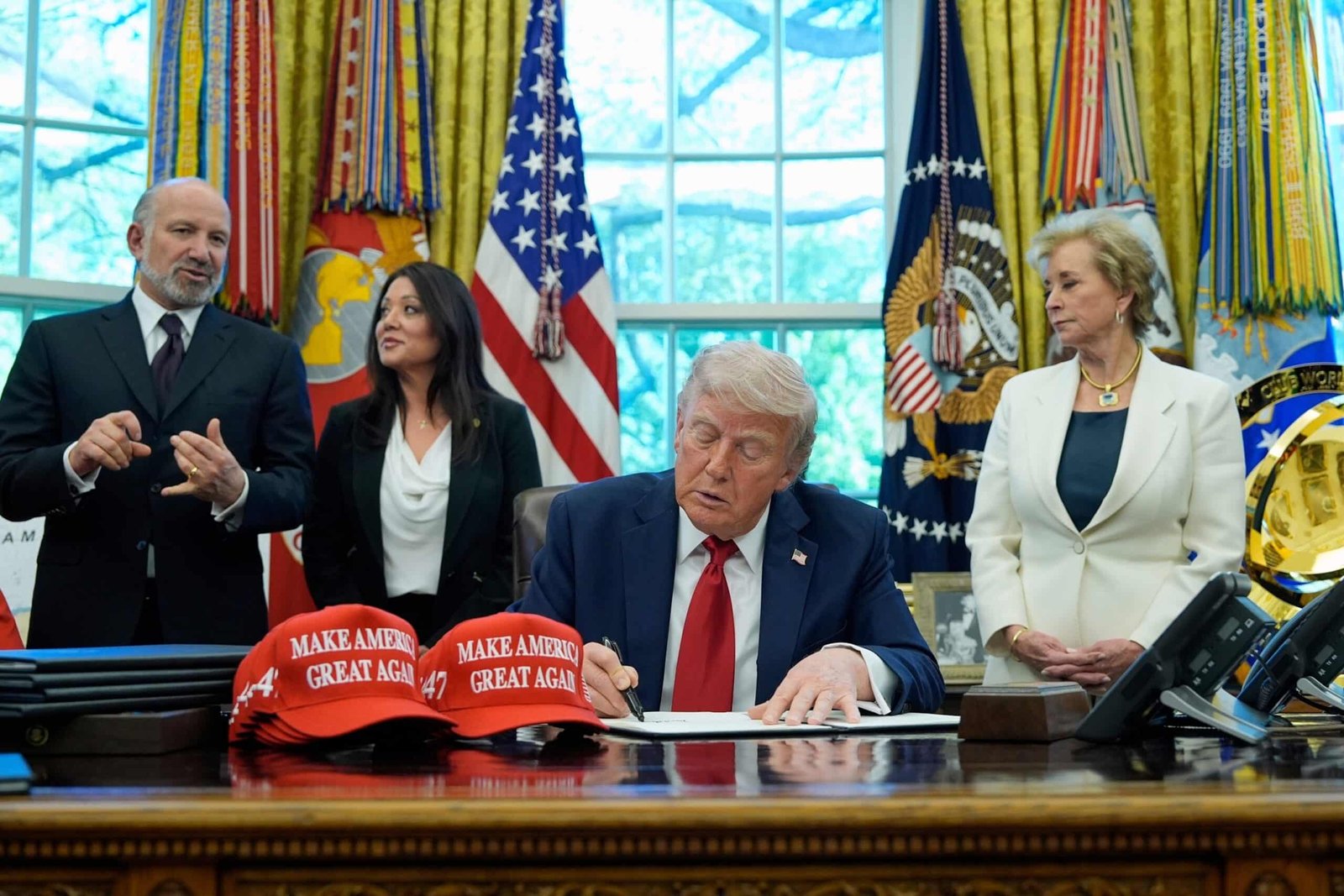 एचएचएस रिपोर्ट के बाद चिंता जेंडर-पुष्टि देखभाल पर ट्रांस बच्चों के लिए चिकित्सा के लिए अधिवक्ता