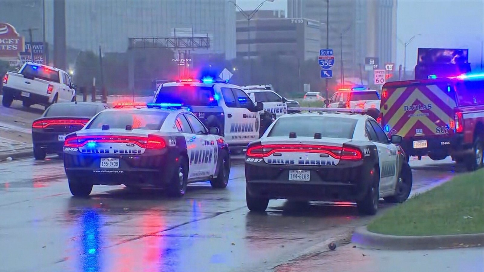 3 बंदियों ने गोली मार दी, कुछ मोटे तौर पर, डलास आइस सुविधा में: स्रोत