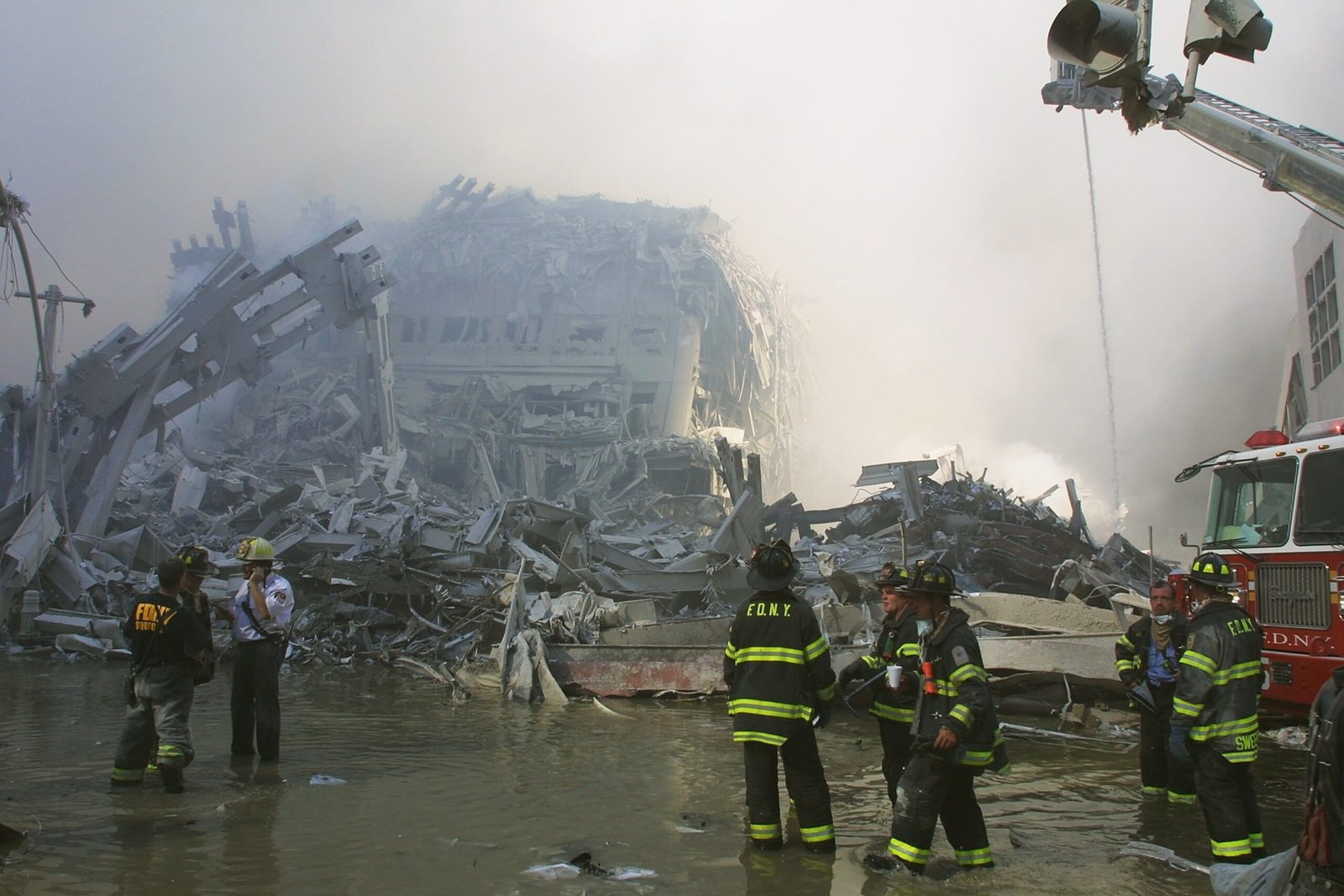 9/11 हमलों के बाद से कैसे खतरे विकसित हुए हैं: विश्लेषण