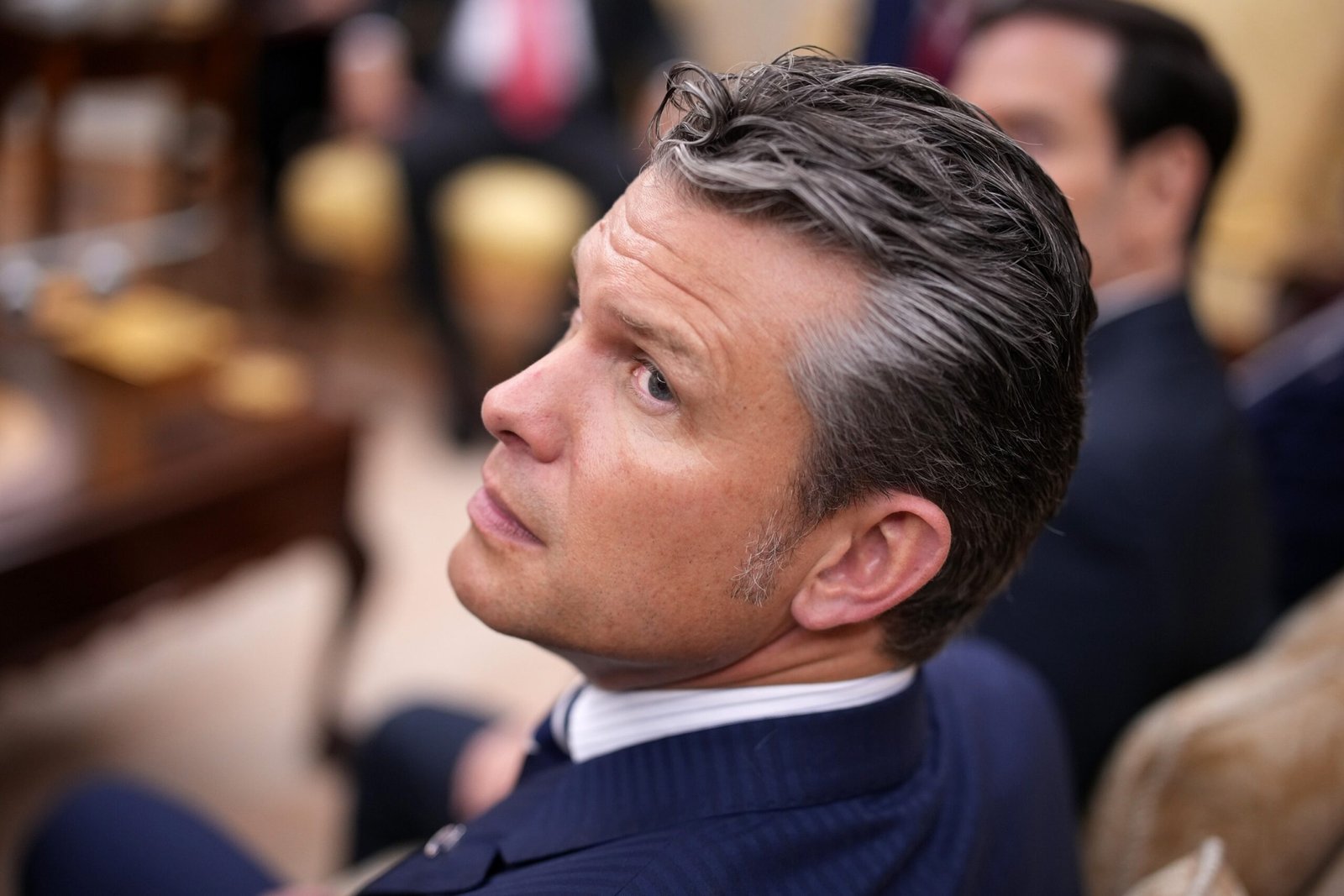 हेगसेथ ने बड़ी संख्या में जनरलों और एडमिरल्स की दुर्लभ बैठक को बुलाया