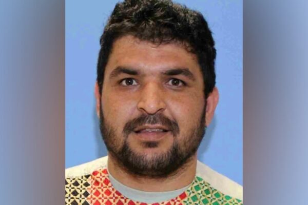 डीसी में दो नेशनल गार्ड सदस्यों की गोलीबारी के संदिग्ध पर औपचारिक रूप से हत्या का आरोप लगाया गया